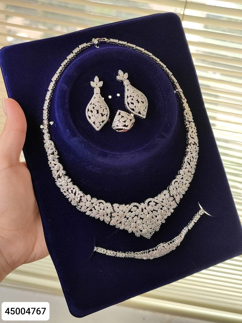 سرویس جواهری پرکار